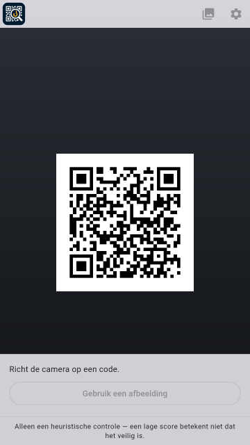 De scanner: het camerabeeld met een QR-code en een knop om in plaats daarvan een afbeelding te gebruiken.